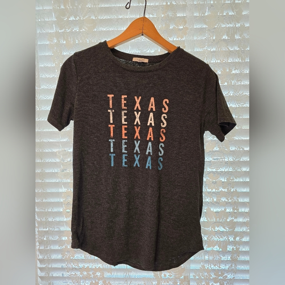 Maurices Texas T-shirt, Short Sleeve Womens Tee, XS